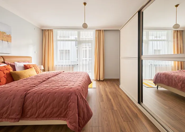 Kaira Homes 3 Apartment *